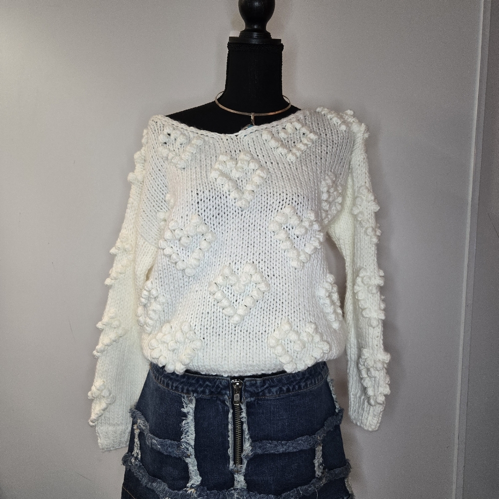 Cute Knit Your Love V-Neck Sweater 🤍 - Picture 4 of 10